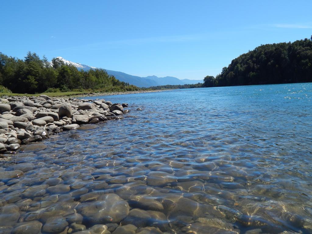 Cabanas Nutrias Patagonicas Puelo River Buitenkant foto